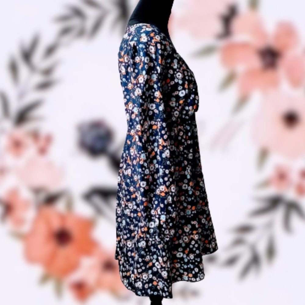 🆕Boho Floral Print Long Sleeve Dress sizes M & L - Picture 4 of 12